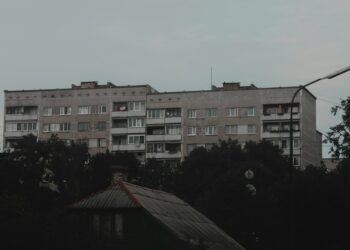 Руководство семи самарских УК привлекли за плохое содержание домов