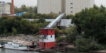 Противостояние с дайв-центром рискует парализовать бизнес Самарского мукомольного завода