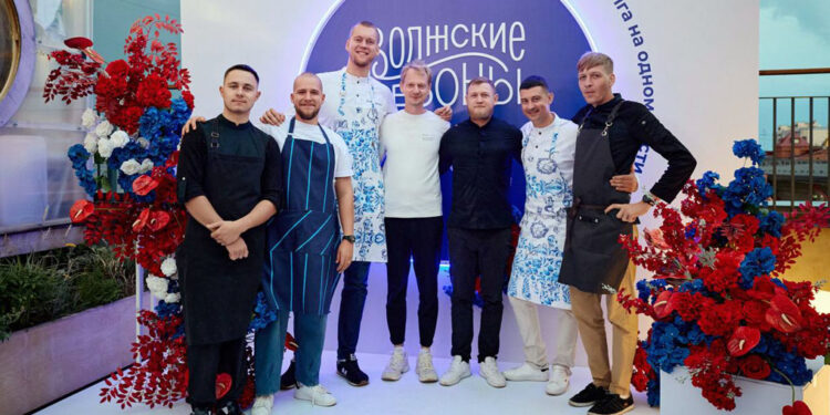 На противоположном от Самары берегу Волги перезапустили пляж с рестораном на воде