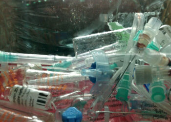 Самарских чиновников понуждают внедрить новую систему обращения с медицинскими отходами