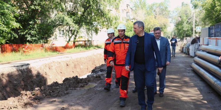 Иван Носков проинспектировал объекты реконструкции теплосетей, фото: t.me/ivan_noskov_samara