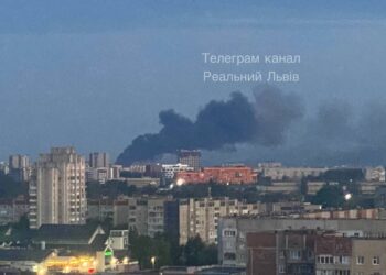Россия 12 июля снова ударила по западным областям Украины — во Львове горит завод «Электрон»