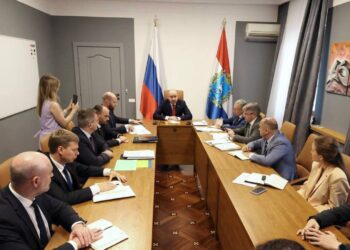 Губернатор Самарской области Федорищев перераспределил полномочия в своей команде