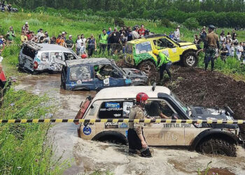 В Похвистневе определили победителей гонки внедорожников «Болотная авантюра-2025»