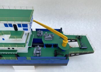 Студенты Политеха создали макет несамоходного дизельного земснаряда