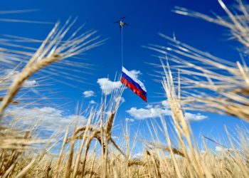 «Транспорт будущего» представил агродрон С-80 на «Дне поля-2025»