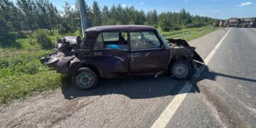 В Самарской области 90-летний водитель вазовской «классики» устроил ДТП на трассе