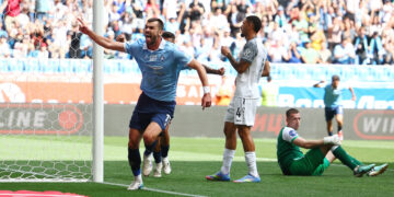 «Крылья Советов» и «Акрон» синхронно набрали по одному очку