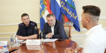 Руководитель регионального СУ СКР Павел Олейник и глава Самары Иван Носков провели совместный прием граждан
