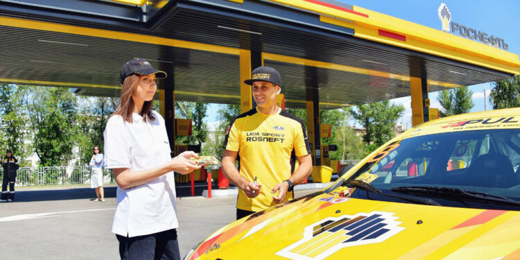 Компания «Роснефть» представила новый автомаршрут по Поволжью