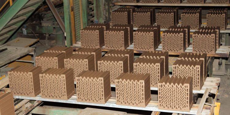 Экспансия иностранных конкурентов осложняет работу самарских производителей стройматериалов