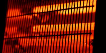 В Самару пытались провезти 1,7 килограмма наркотиков в посылке с обогревателем