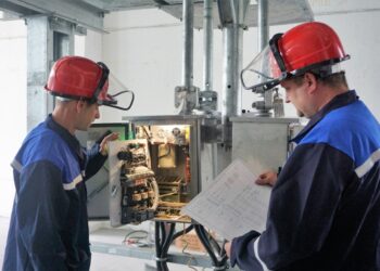 «Самарская сетевая компания» повышает надежность энергоснабжения и подключает новых потребителей