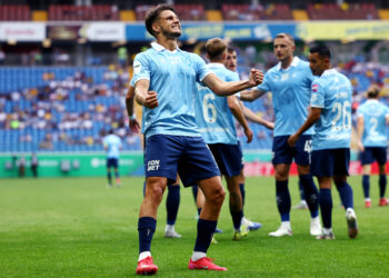 «Крылья Советов» обыграли «Ростов», «Акрон» сыграл вничью со «Спартаком»