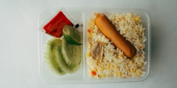 Стали известны поставщики питания в школы Самары в новом учебном году