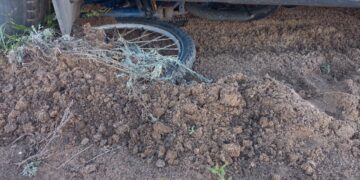 В поселке Волжский автомобиль сбил 10-летнего велосипедиста