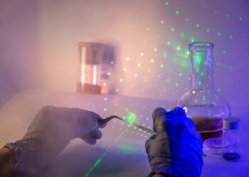 Российские ученые создали «пластырь» для быстрого заживления ран