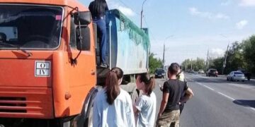 В Самаре проверили около 100 мусоровозов на нарушения правил транспортировки отходов