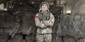 Командир БМП «Такси» рассказал, как работал «бронепоездом» и под какие песни выполнял БЗ