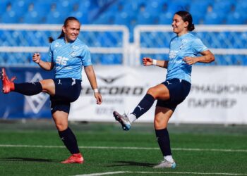 Самарские футболистки обыграли московское «Динамо» с крупным счетом