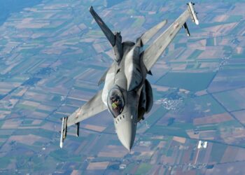 Польша требует применить статью 4 договора НАТО после провокации с «русскими дронами»