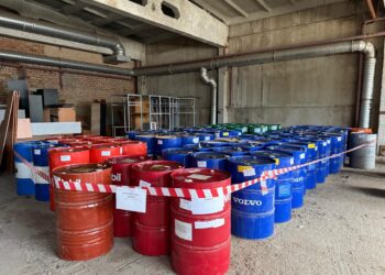 Самарская таможня вместе с приставами передали Минобороны более 18 тонн нефтепродуктов