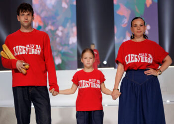 Группа Шаповалова выбивает миллионы по ценным бумагам «СИБУРа»