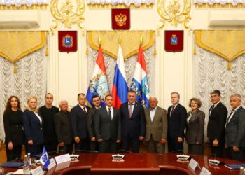 Самара укрепляет международные связи: Иван Носков провел встречу с делегациями из Абхазии и Беларуси