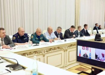 Самарский губернатор вернулся из командировки и заболел коронавирусом