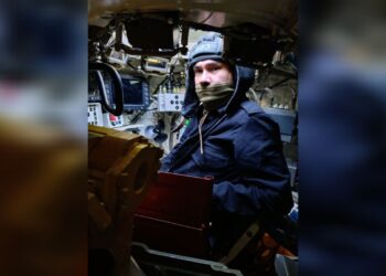 За выполнение задач под огнём противника «Шатун» награждён орденом Мужества