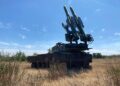 Расчет ЗРК «Бук-М2» Самарского объединения сбивает ракеты НАТО на красноармейском направлении
