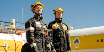 Нефтяная отрасль продолжает развиваться, несмотря на все ограничения