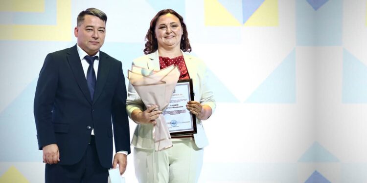 258 работников АО «Самаранефтегаз» награждены в 2025 году за личный вклад в развитие отрасли и работу предприятия. Фото: АО «Самаранефтегаз»
