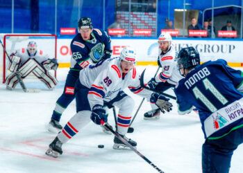 Самарские хоккеисты вошли в топ-6 команд по итогам первых матчей сезона