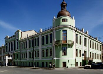 Ул. Алексея Толстого, угол Комсомольской, 33-31/18 (Здание реального училища), фото: администрация г.о. Самара