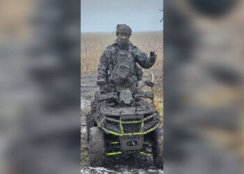 На Кураховском направлении боец с позывным «Физрук» проводит беспилотную «зарядку» для ВСУ