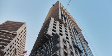 В «Баланс Towers» показали стройку и дефицитные квартиры