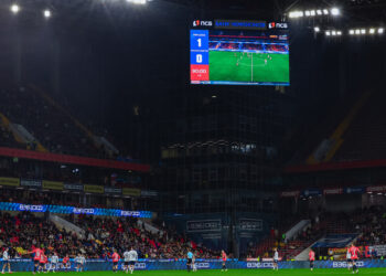 «Крылья Советов» проиграли, «Акрон» не удержал победу