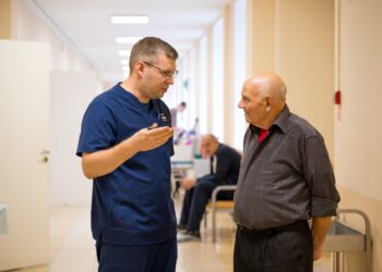 Самарские медики освоили новый метод – малоинвазивное удаление парастомальных грыж