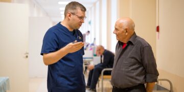 Самарские медики освоили новый метод – малоинвазивное удаление парастомальных грыж