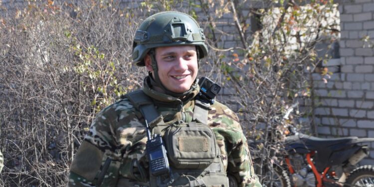 Боец с позывным "Малой" фото: Филипп Харченко.