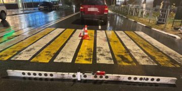 В Самаре водитель Kia сбил 40-летнюю женщину и 8-летнего мальчика на пешеходном переходе