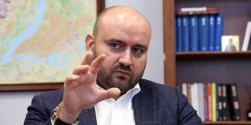 Самарский губернатор запрограммировал тектонические сдвиги в «Белом доме»