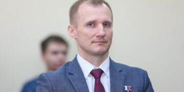 В Новокуйбышевске снова поменялась власть, ио главы администрации стал Максим Девятов