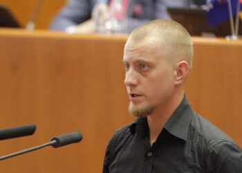 Самарцам предлагают еженедельно напоминать, что можно и нельзя делать при атаках БПЛА