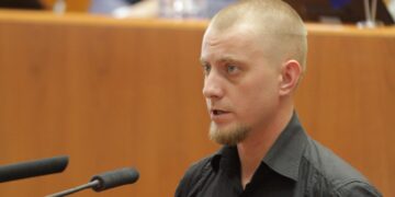 Самарцам предлагают еженедельно напоминать, что можно и нельзя делать при атаках БПЛА