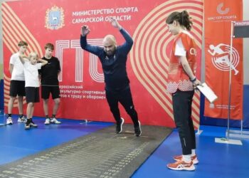 Самарский губернатор предпочел первому чтению бюджета области визит в Кинельский район