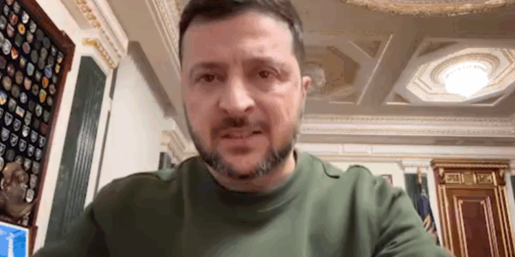 Зеленский заявил о расширении географии дальнобойных ударов по России