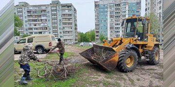 В осенний марафон чистоты в Новокуйбышевске активно включились управляющие компании