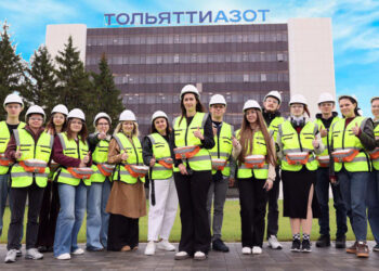 Абитуриентов стимулируют идти в инженеры, а они все еще рвутся в экономику и право